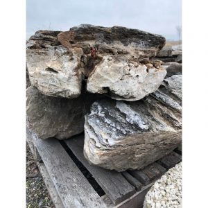 pierre-des-champs-decorative