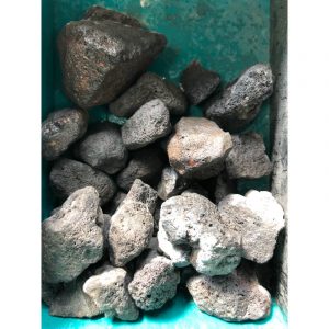 pierre-volcanique-noire